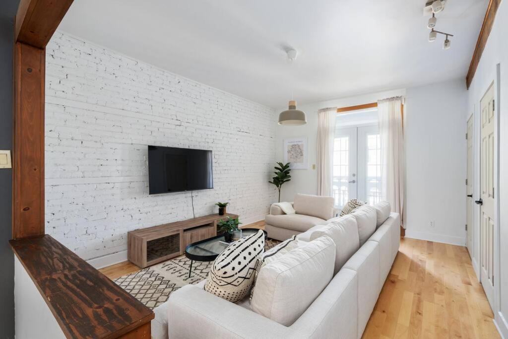 Ferienwohnung Chic Mile-End 3Br Getaway - Free Parking, Sleeps 8 Montréal Exterior foto